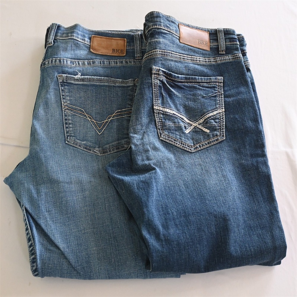 Buckle Slim Straight Jeans - Classic Blue